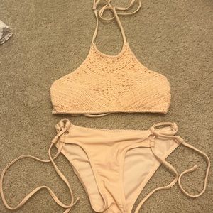 Ika-kul crochet bikini set